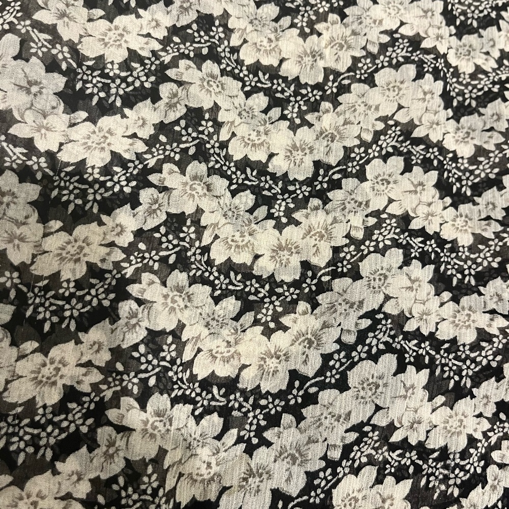 The Kooples 100% silk black and white floral flutter sleeve top - Picture 2 of 10